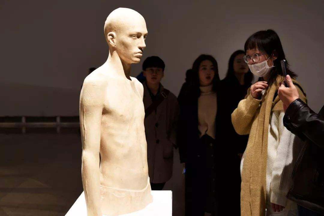 重慶十大畫室：誰說學(xué)美術(shù)畢業(yè)后只能當(dāng)老師？