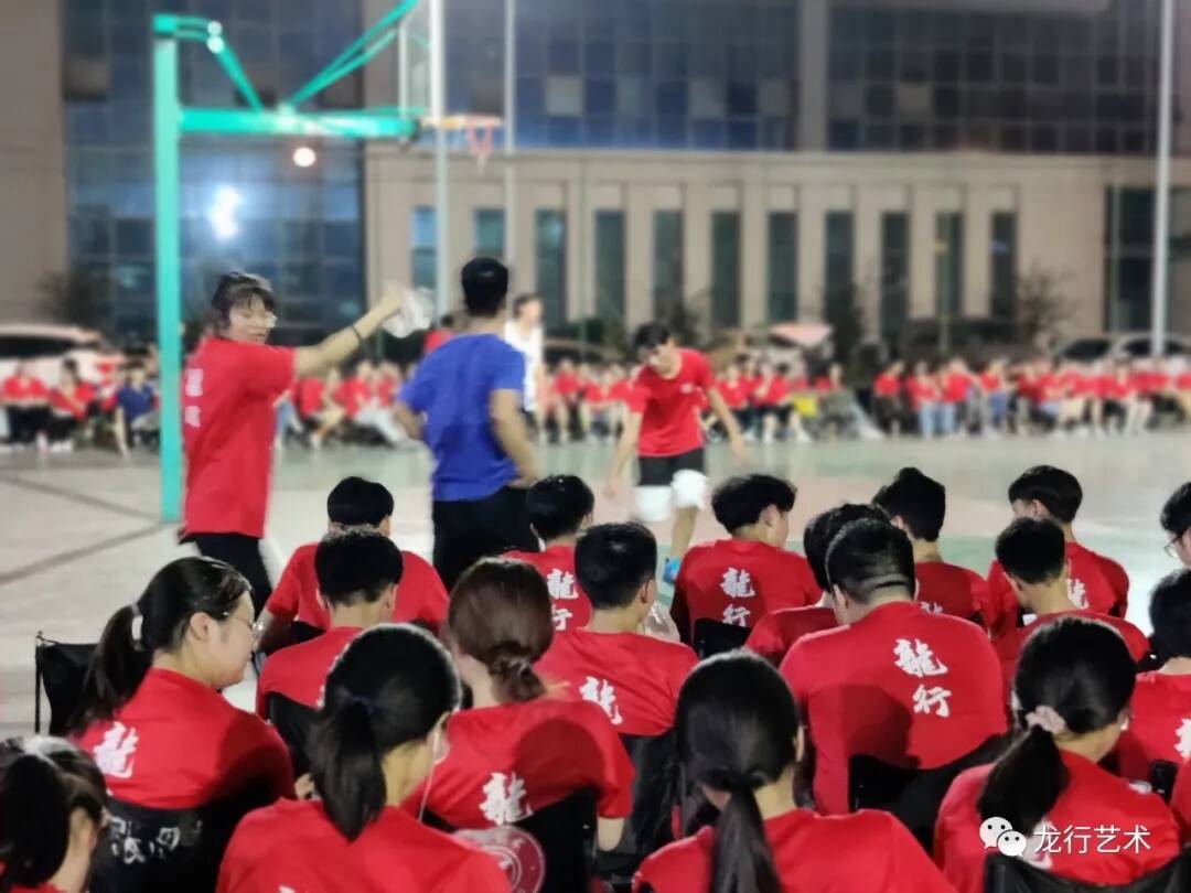 為什么重慶美術培訓畫室是應屆美術生首選？