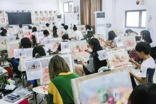 美術(shù)生要如何突破瓶頸？重慶畫室給你這幾個建議！