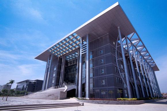 這八所“輕工”大學(xué)設(shè)計(jì)類都杠杠的！想走美術(shù)設(shè)計(jì)類的可以考慮！
