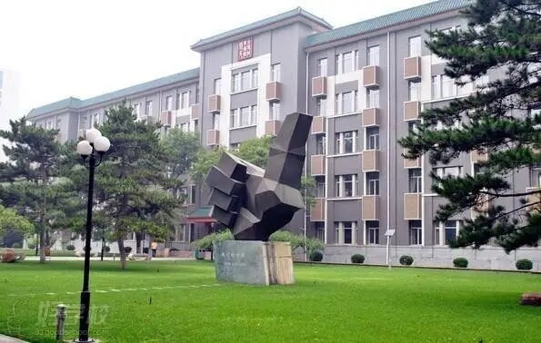 中國傳媒大學2022藝術(shù)類本科招生校考合格線