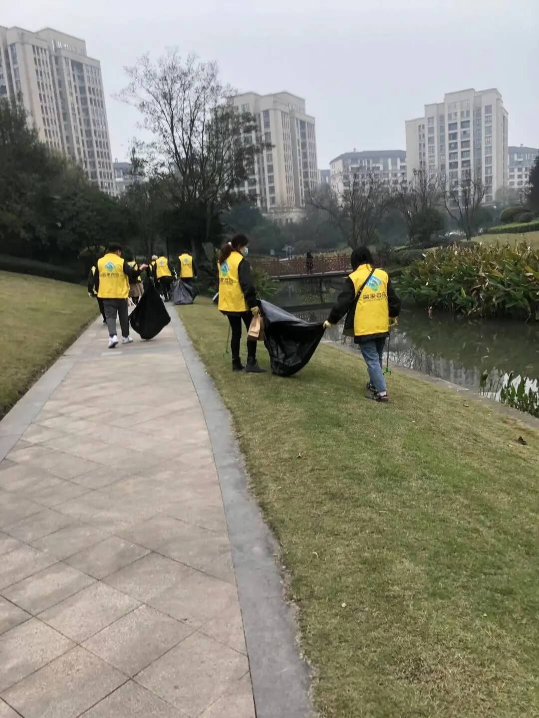 龍行公益 ‖ 助推環(huán)保齊動(dòng)員，重慶龍行畫室在行動(dòng)！圖四