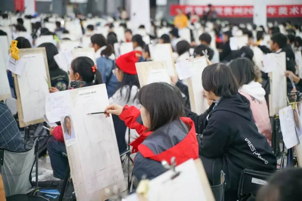 已有省市發(fā)布2021屆美術(shù)聯(lián)考大綱，重慶美術(shù)培訓(xùn)畫室美術(shù)生速看！